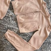 gilet rosa coordinato al vestito da comunione