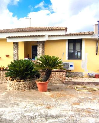 Alghero CASA INDIPENDENTE CON TERRENO