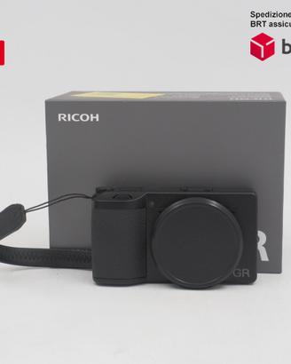 Ricoh GR IV