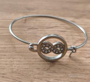 bracciale in acciaio "infinito"