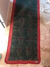 Tovaglia all’uncinetto