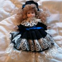 BAMBOLA IN PORCELLANA. VINTAGE ANNI '80