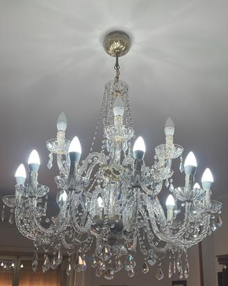 Lampadario grande in vero Swarovski 