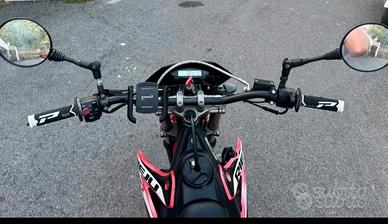 Motard 50 Rieju, ciclomotore.