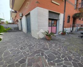 NEGOZIO A ROMA