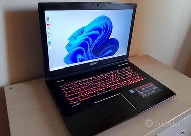 MSI Gaming 17 pollici core i7/ddr4/M2/batt.nuova