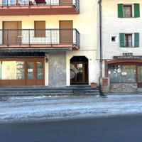 NEGOZIO A APRICA