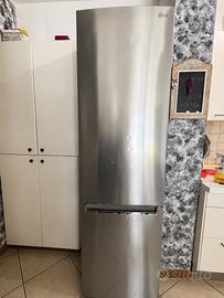Frigorifero combinato no frost LG GBB72NSVCN1