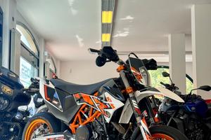 KTM 690 SMC R ACCESSORIATA FINANZIABILE