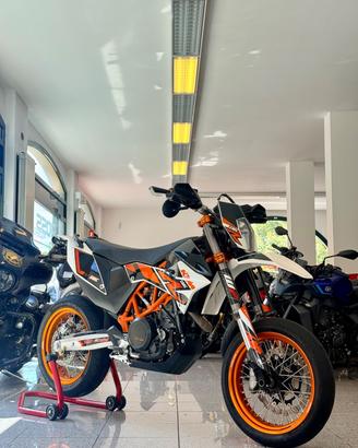 KTM 690 SMC R ACCESSORIATA FINANZIABILE