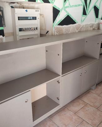banco espositore 