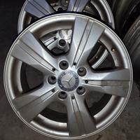 cerchi Mercedes classe A e B e yaris