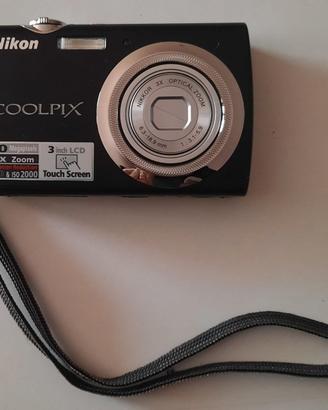 Fotocamera digitale Nikon Coolpix S230