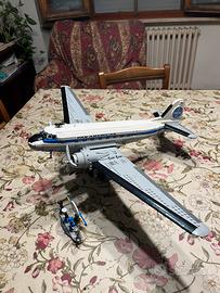 Modello aereo  PANAM douglas DC-3 Lego