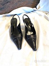 Chanel nera con dettagli bianchi