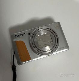 Canon PowerShot SX740 HS