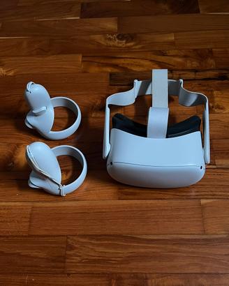 oculus quest 2 + custodia per trasportarlo