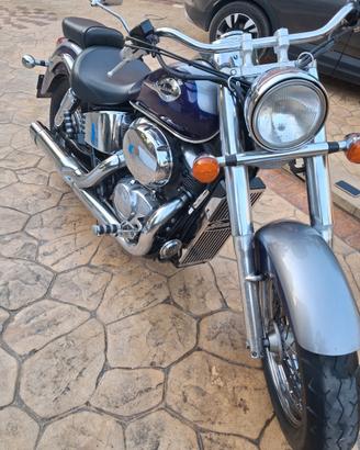 moto custom Honda shadow vt ace 750