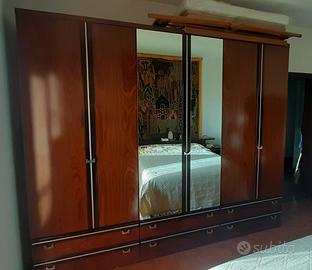 Armadio - Specchiera - Comodini