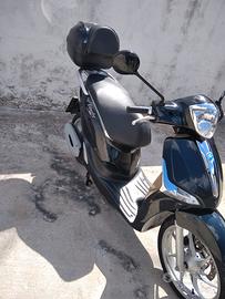 piaggio liberty 125