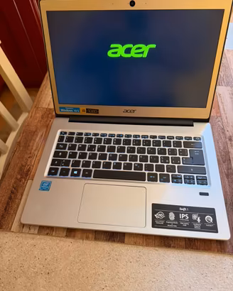 Pc portatile Acer Aspire sf113