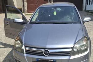 Opel astra 2005
