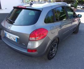 RENAULT Clio 1.2 16V TCE 100CV SporTour Live!