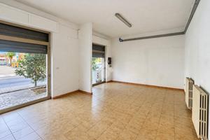 NEGOZIO A GIULIANOVA