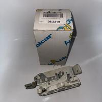 Serratura  posteriore sinistra lancia delta/dedra