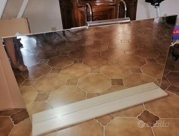 Specchio per bagno con mensola