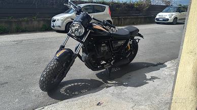 Moto Guzzi V9 Bobber