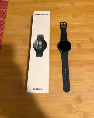 Galaxy Samsung watch 4 mm 44