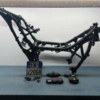 TELAIO CON PASSAGGIO HONDA FORZA 750 2021