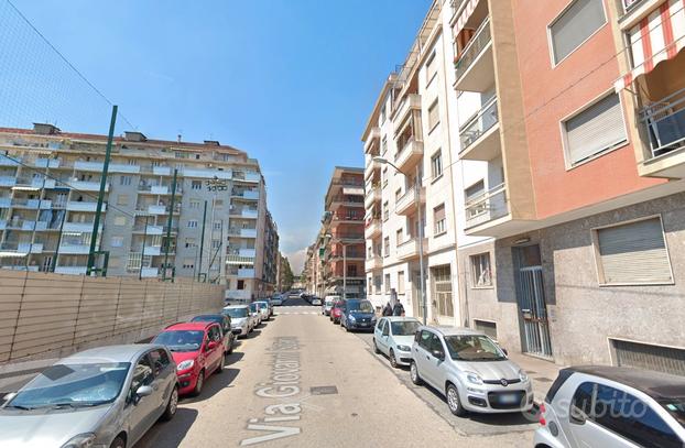 Bilocale ZONA LINGOTTO CON GARAGE E DUE BALCONI