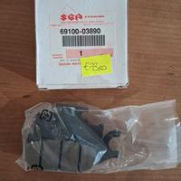 PASTIGLIE FRENO POSTERIORE BURGMAN 125/200 (08/12)