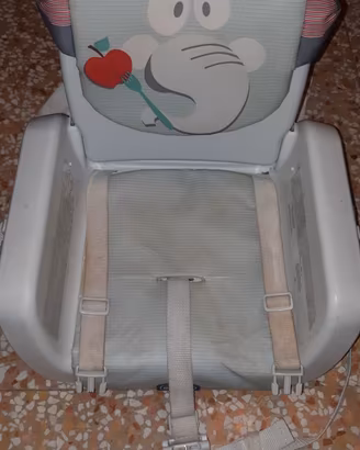Rialzino Chicco, schienale richiudibile e cinture