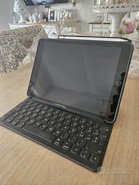 IPad 9+ Smart Keyboard + Apple Pencil