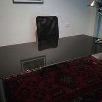 Scrivania in vetro temperato