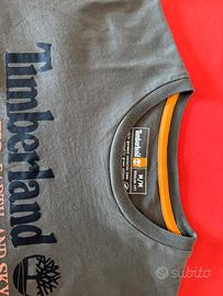 T-shirt Timberland di colore verde militare