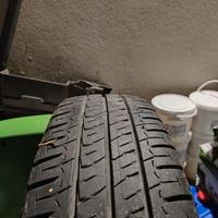 4 pneumatici Michelin Iveco Daily 