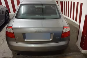 Audi A4 Berlina 2.0 Benzina con cambio automatico