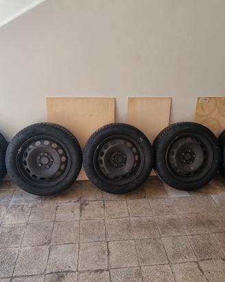 Cerchi in acciaio originali VW  16" - 4 pezzi