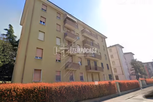 Appartamento ristrutturato con due camere e doppi