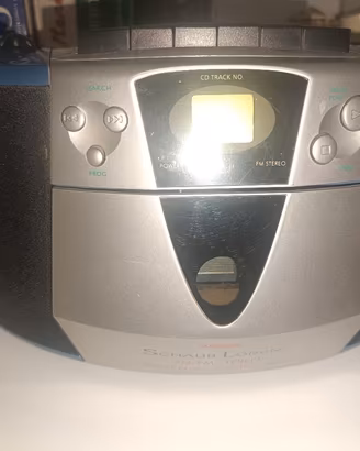 Stereo portatile vintage a marchio Schaub Lorenz