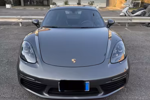 Porsche cayman 718 s