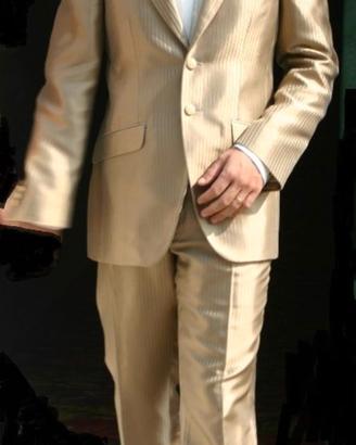 Splendido abito Carlo Pignatelli