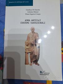 Roma Antica, Costumi tradizionali 