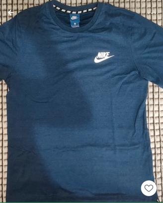 T-Shirt Nike Blu Scuro Girocollo con Logo