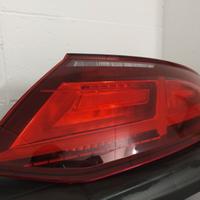 FARO POSTERIORE AUDI TT MK3