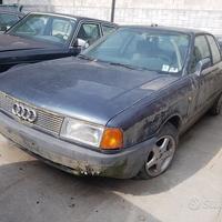 Audi 80 Berlina Demolita - Per Ricambi